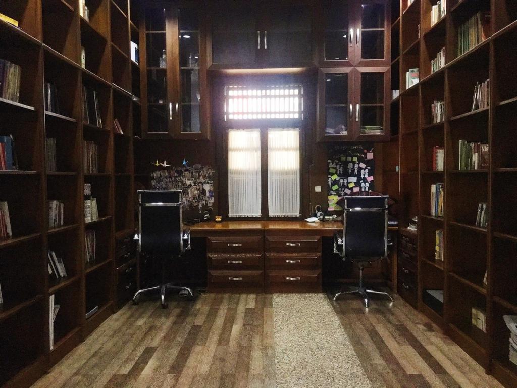 بوغيتّينغي Rumah Pakankamih المظهر الخارجي الصورة